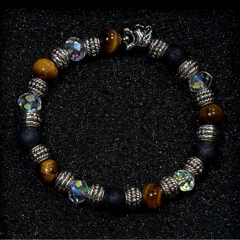 STUNNING TIGER INSPIRED BRACELET with gemstones, shine and sparkle.✨